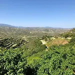 Casă la țară Pachna - Village Life *